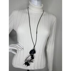 Chico's pendant necklace costume jewelry black white flower floral theme silver